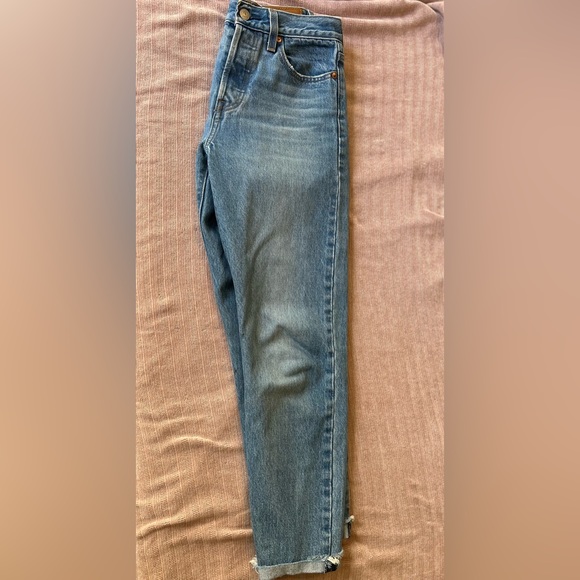 Levi's Women's Premium Wedgie Icon Fit Jeans Size 26 - Picture 5 of 7